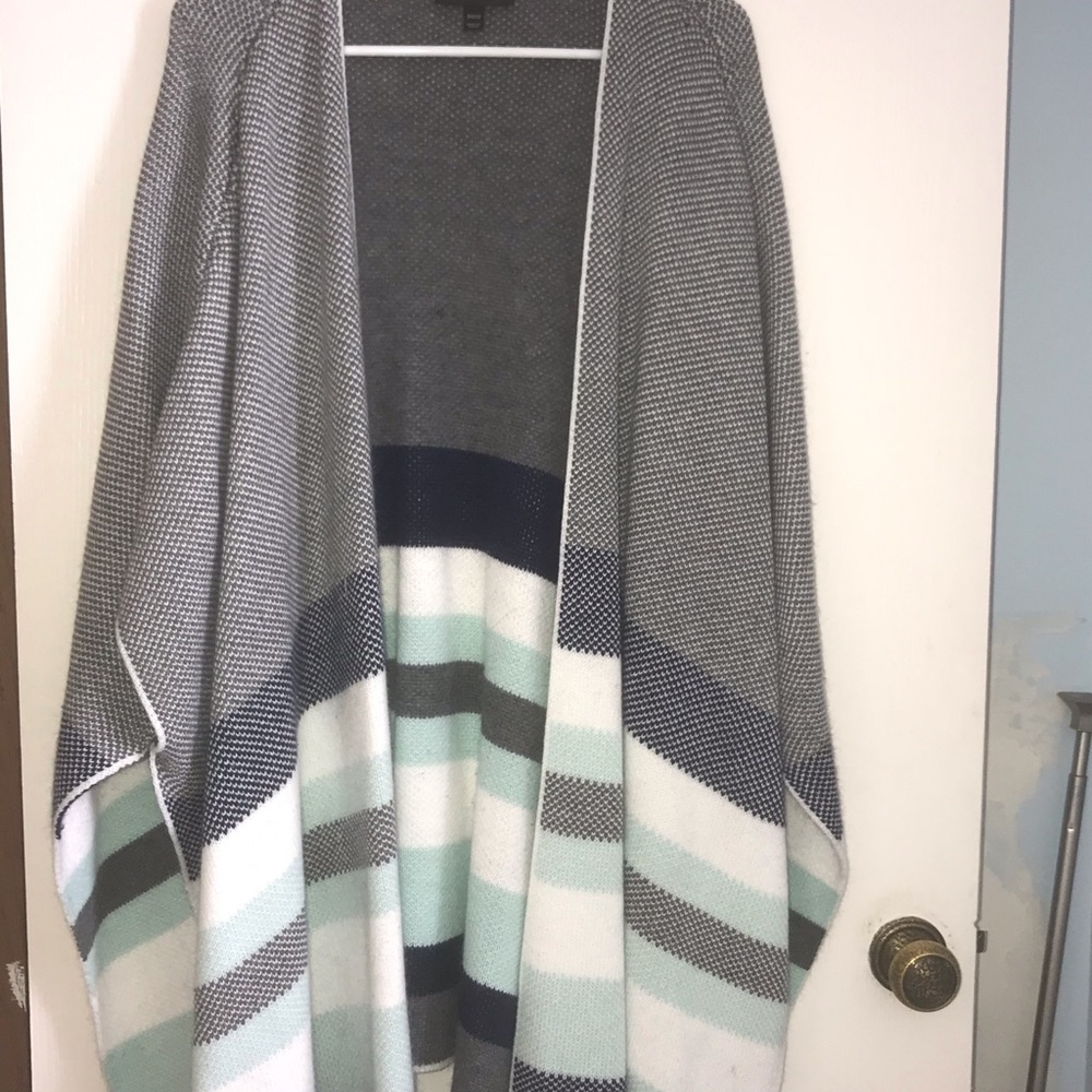 Gray w/ navy, teal striped cape/overpiece. Thick